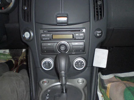 Angled Dash Mount for Nissan 370 Z