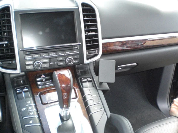 Angled Dash Mount for Porsche Cayenne