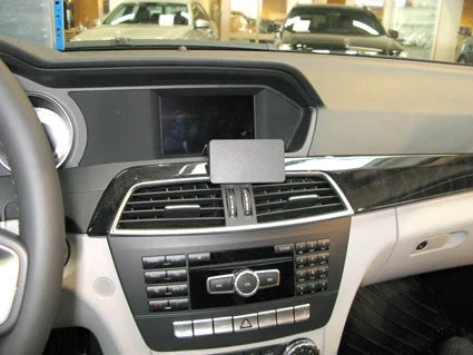 Center Dash Mount for Mercedes Benz C-Class