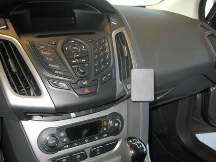 Angled Dash Mount for Ford Focus