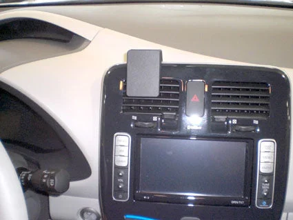 Center Dash Mount for Nissan Leaf